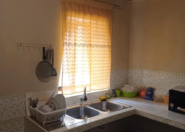 Small House *