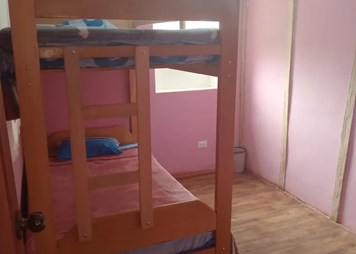 Small House Alloggio in famiglia *