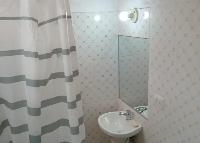 Small House *